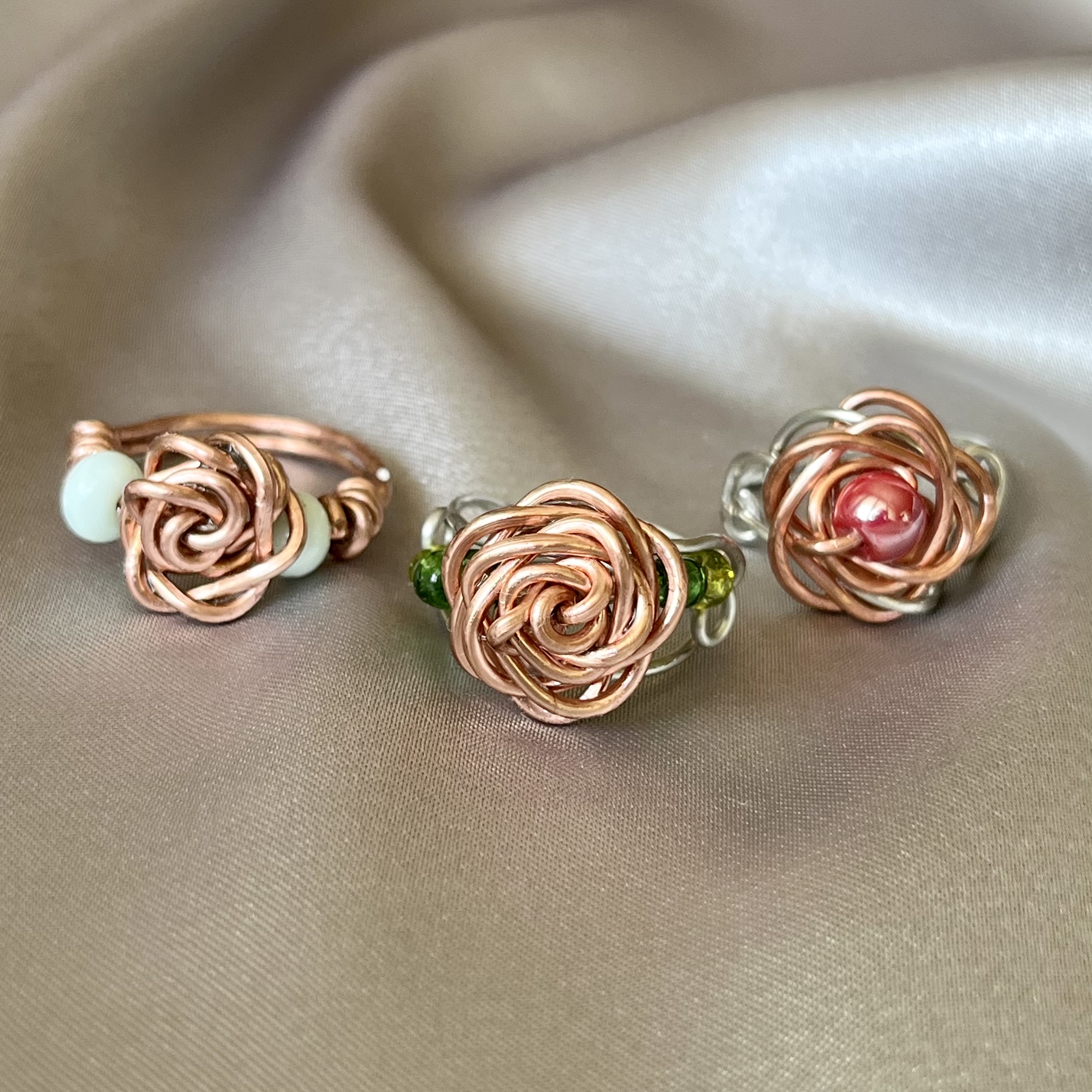 Beautiful Rose Wire Jewelry Rings